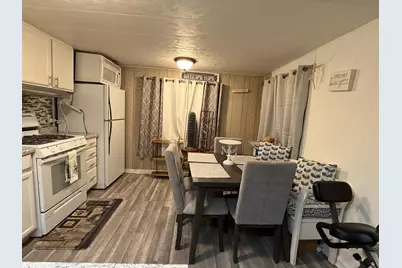 2315 Hickory Lane, Sycamore, IL 60178 - Photo 6