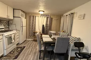 2315 Hickory Ln, Sycamore, IL 60178 - Photo 6