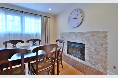 693 Le Parc Circle, Buffalo Grove, IL 60089 - Photo 18