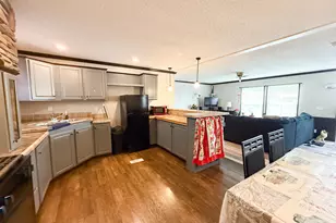 54 Bernina Ct, Lynwood, IL 60411 - Photo 8