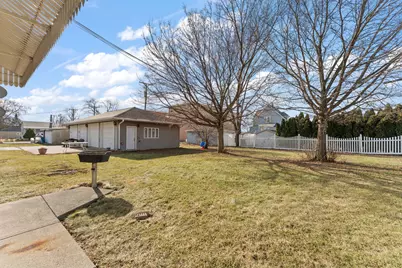 3214 Jackson Avenue, South Chicago Heights, IL 60411 - Photo 6