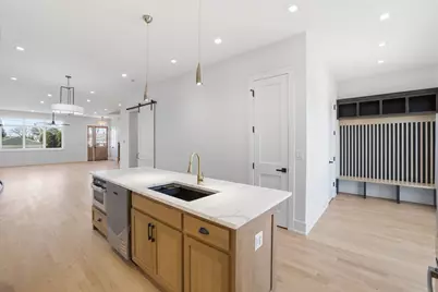 4449 N Sayre Avenue N, Harwood Heights, IL 60706 - Photo 10