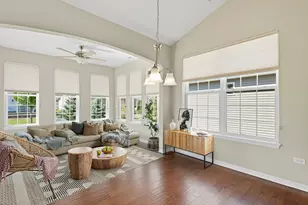 2615 Cranbrook St, Naperville, IL 60564 - Photo 12