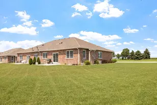 13813 W McKenna Ct, Manhattan, IL 60442 - Photo 2