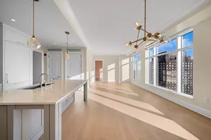 451 E Grand Ave, Chicago, IL 60611 - Photo 2