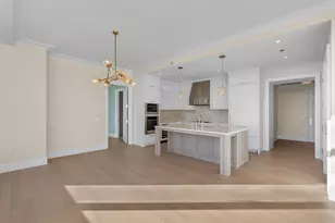 451 E Grand Ave, Chicago, IL 60611 - Photo 4