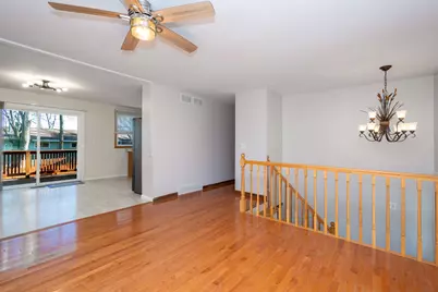 424 Woodland Avenue, Wauconda, IL 60084 - Photo 4