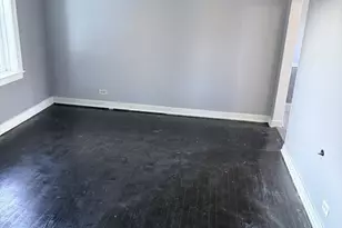 5214 W Deming Pl, Chicago, IL 60639 - Photo 4