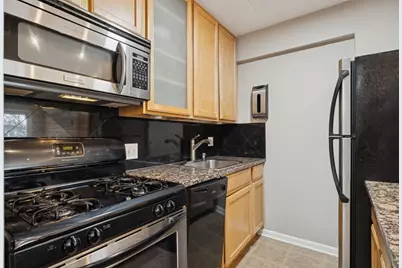 5616 N Kenmore Avenue #4E, Chicago, IL 60660 - Photo 8