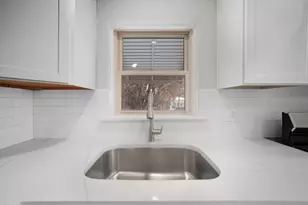 2658 W 83rd St, Chicago, IL 60652 - Photo 12