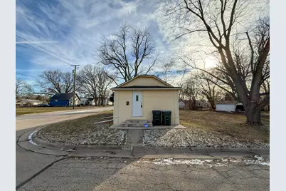 1001 W 9th Street, Sterling, IL 61081 - Photo 2