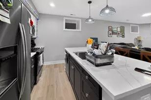 1535 N Maplewood Ave, Chicago, IL 60622 - Photo 6