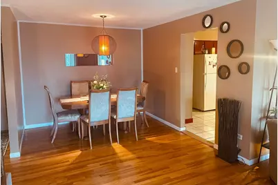 8816 N Western Avenue #2F, Des Plaines, IL 60016 - Photo 2