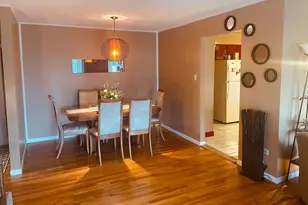 8816 N Western Ave, Des Plaines, IL 60016 - Photo 2