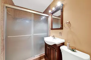 160 Westward Ho Dr, Northlake, IL 60164 - Photo 10