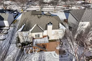 226 Glenbrook Ct, Gilberts, IL 60136 - Photo 38