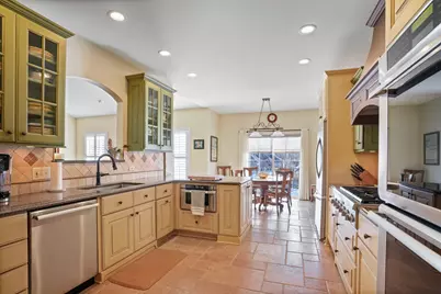 226 Glenbrook Court, Gilberts, IL 60136 - Photo 10