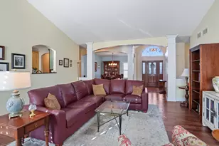 226 Glenbrook Ct, Gilberts, IL 60136 - Photo 20