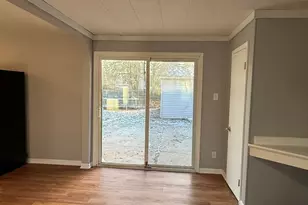 9 Crescent Ct, Montgomery, IL 60538 - Photo 4