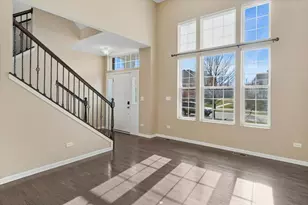 2942 Madison Dr, Naperville, IL 60564 - Photo 2