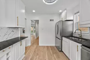 9237 S Justine St, Chicago, IL 60620 - Photo 14