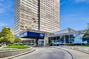 4800 S Chicago Beach Dr, Chicago, IL 60615 - Photo 1