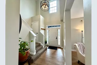 611 Paris Avenue, Oswego, IL 60543 - Photo 2