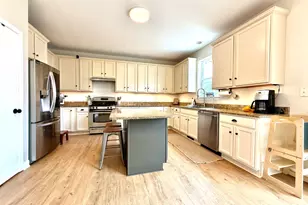 611 Paris Ave, Oswego, IL 60543 - Photo 8