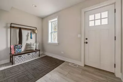 5311 W Belle Plaine Avenue, Chicago, IL 60641 - Photo 18