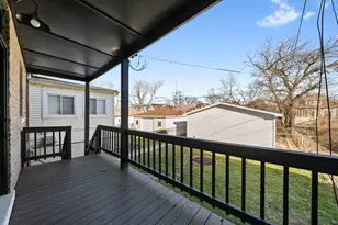 7955 S Colfax Ave, Chicago, IL 60617 - Photo 30