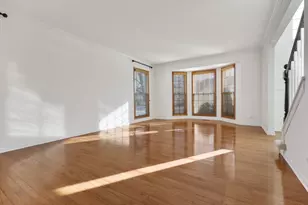 5260 Sawhorse Dr, Hoffman Estates, IL 60192 - Photo 6