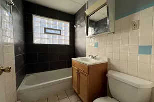 5305 S 72nd Ct, Summit, IL 60501 - Photo 16