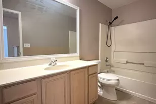 49 Waterbury Cir, Oswego, IL 60543 - Photo 10