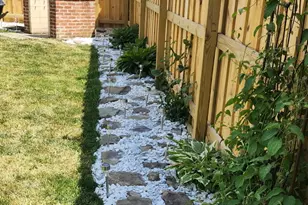 2309 Greenbriar Ln, Lindenhurst, IL 60046 - Photo 24