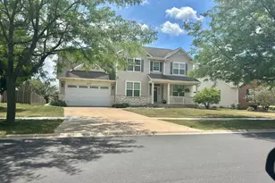 1003 Marion Dr, Shorewood, IL 60404 - Photo 1