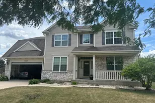 1003 Marion Dr, Shorewood, IL 60404 - Photo 2