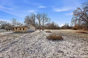 1001 W Broadway St, McHenry, IL 60051 - Photo 6