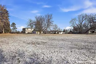 1001 W Broadway St, McHenry, IL 60051 - Photo 8