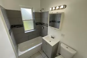 1320 W 57th Street W, Chicago, IL 60636 - Photo 18