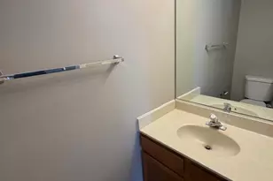 689 E Whispering Oaks Ct, Palatine, IL 60074 - Photo 8