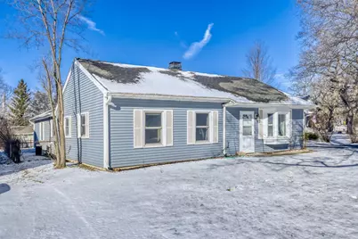 290 Oakwood Drive, Antioch, IL 60002 - Photo 2