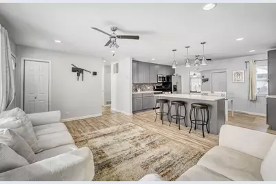 290 Oakwood Drive, Antioch, IL 60002 - Photo 4