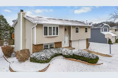 730 Chestnut Court, Algonquin, IL 60102 - Photo 1