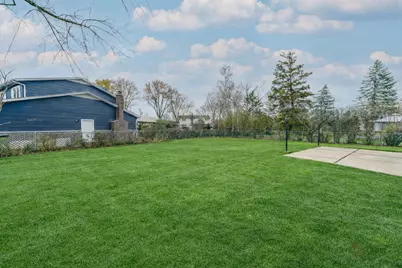 214 W Hintz Road, Arlington Heights, IL 60004 - Photo 18