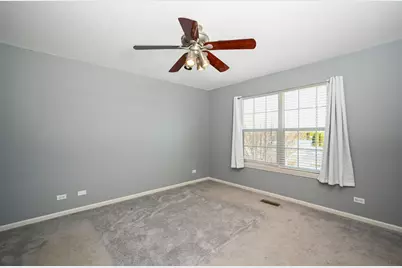 318 S Prospect Avenue, Bartlett, IL 60103 - Photo 18