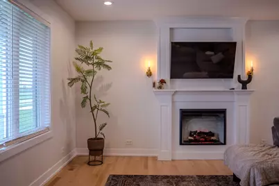 7214 S 78th Avenue, Bridgeview, IL 60455 - Photo 8