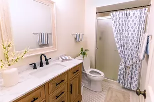 701 Lake Hinsdale Dr, Willowbrook, IL 60527 - Photo 12