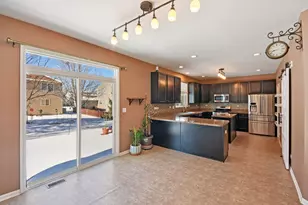 1835 Ness Way, Montgomery, IL 60538 - Photo 6