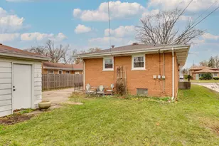 1689 S Elm St, Des Plaines, IL 60018 - Photo 26