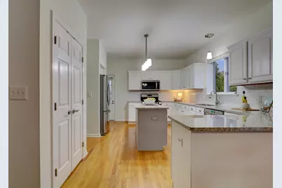 7437 Bittersweet Drive, Gurnee, IL 60031 - Photo 10